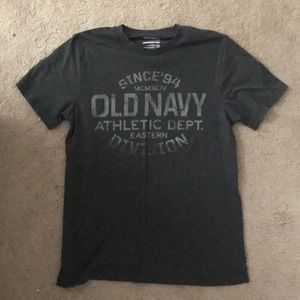 Old Navy Dark Gray Tee Shirt